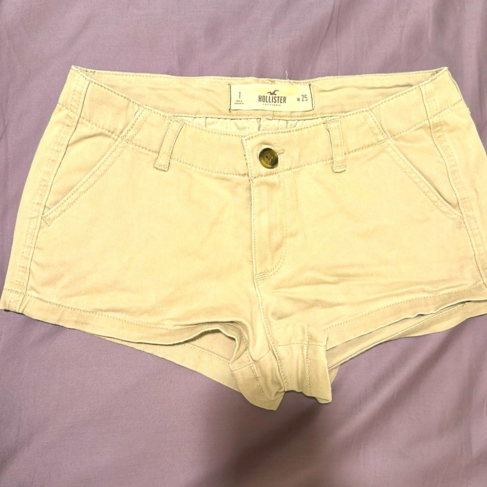 Size 1 Hollister shorts Khaki